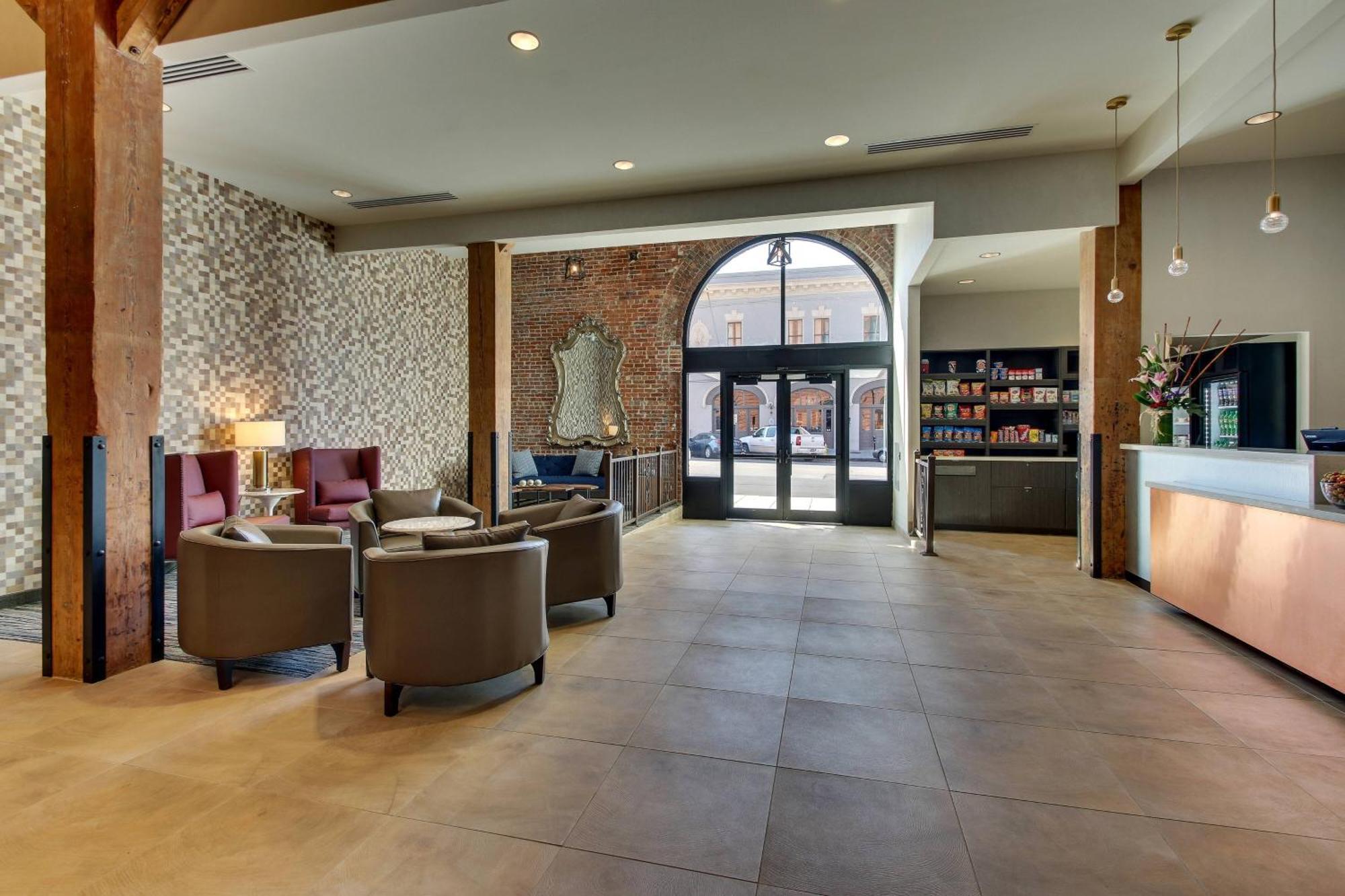 Springhill Suites By Marriott Montgomery Downtown Eksteriør billede